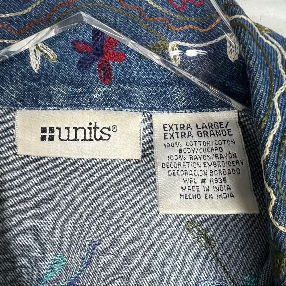 VINTAGE UNITS Blue Denim Embroidered Jacket Size XL - Picture 11 of 11